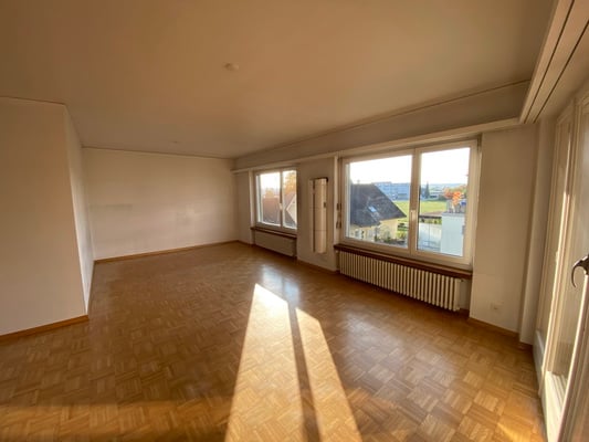 4 1/2 Zimmerwohnung im 2. Obergeschoss 3