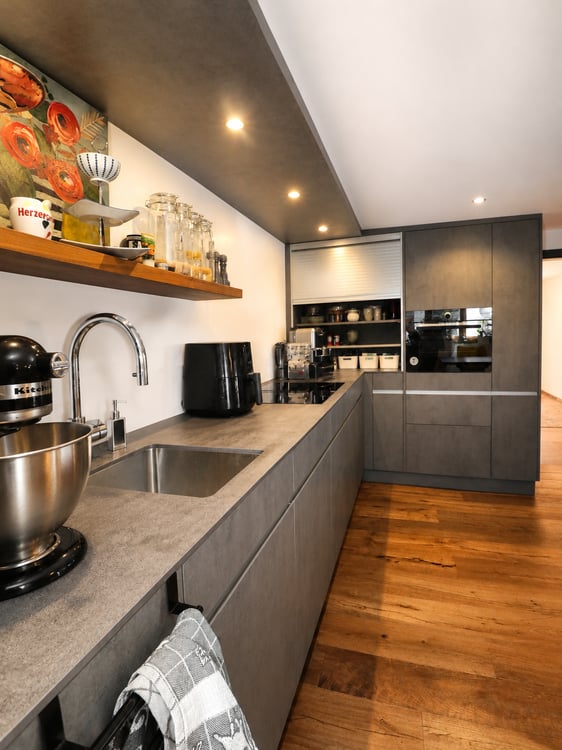 Charmantes 5-Zimmer-Maisonette in Andiast – Rustikales Alpenflair mit modernem Komfort 8
