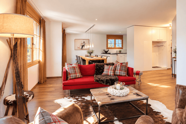Charmante 3.5-/4.5-Zimmer-Wohnung mit Bergblick in Flims Waldhaus 2