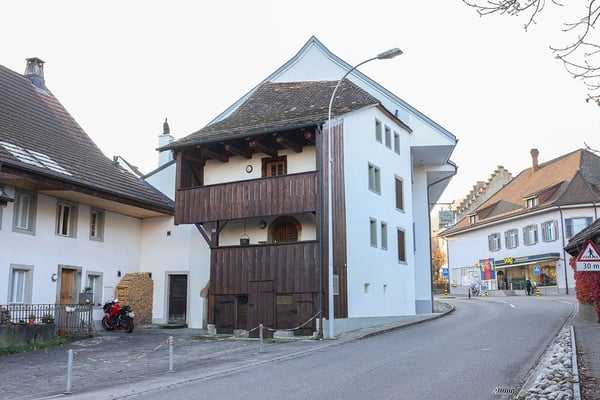 Charmantes Einfamilienhaus mit Charakter in Schinznach 1