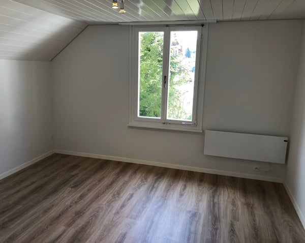 Charmante 3.5-Zimmer-Wohnung in ruhiger Lage in Bütschwil 6