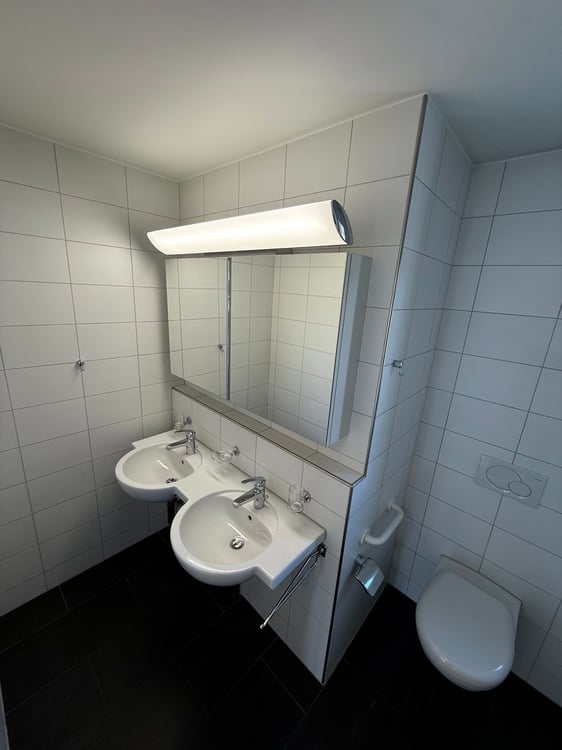 Sonnige 3.5-Zimmer-Wohnung im Herzen von Lachen 12