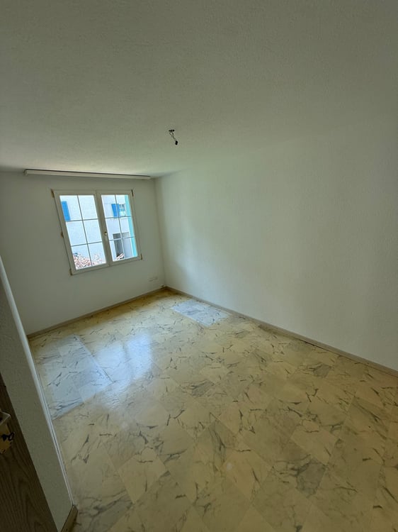 Charmante 4-Zimmer-Wohnung im Herzen von Siebnen SZ 6