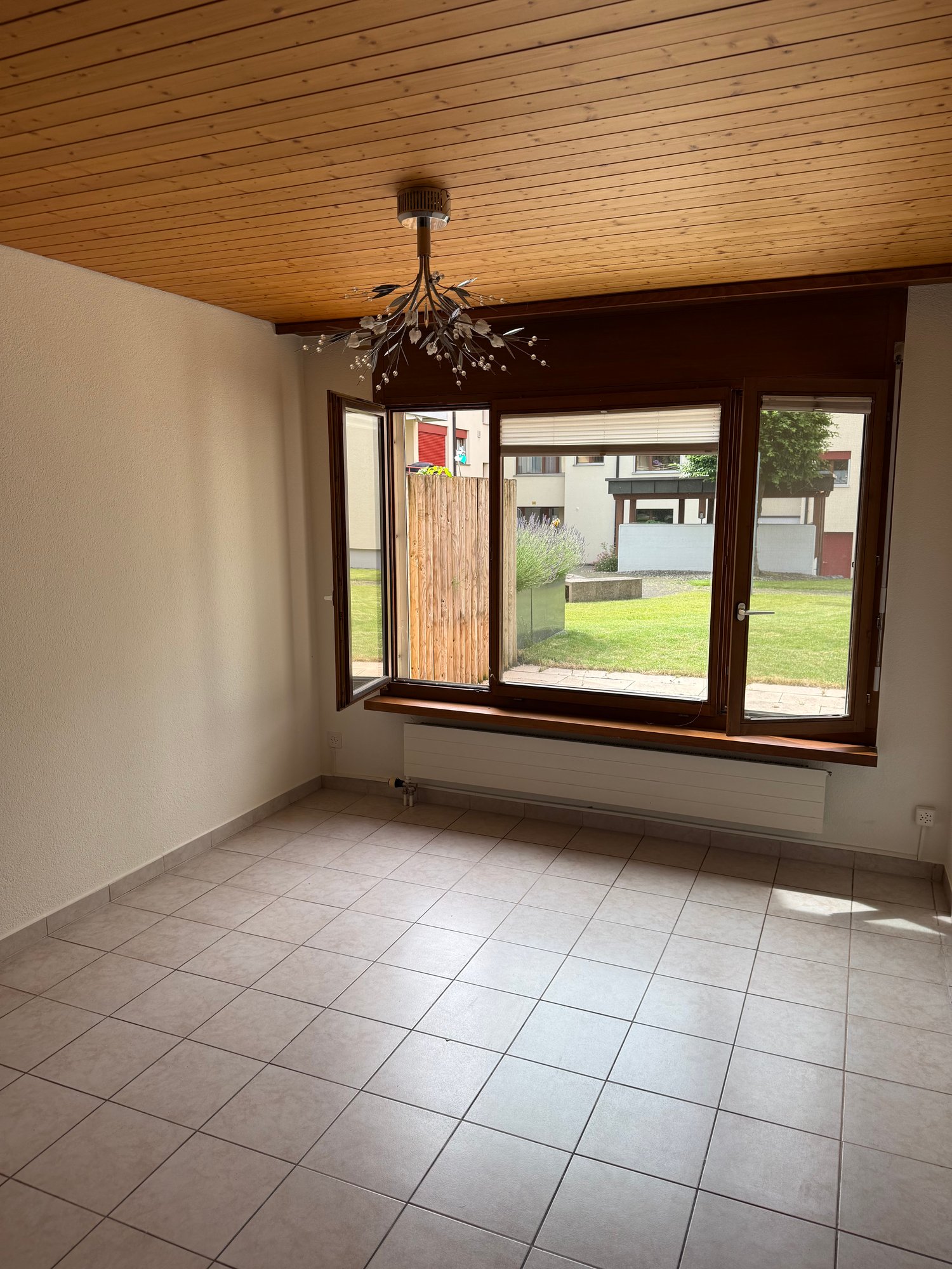 Immobilie in Lachen - Charmante 3-Zimmer-Terrassenwohnung in Lachen SZ – Sofort verfügbar! - Bild 6