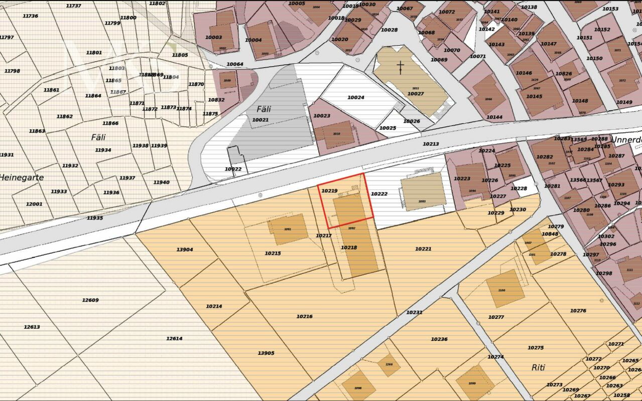 Appartement mansardé confortable directement sur le chemin Goms