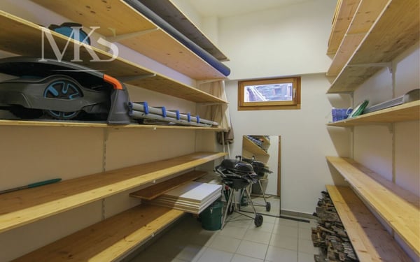 Exklusive Duplex-Luxuswohnung im umgebauten Stall im Herzen von Geschinen 20