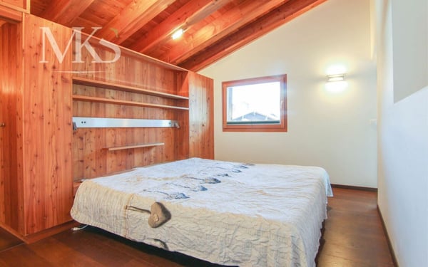 Exklusive Duplex-Luxuswohnung im umgebauten Stall im Herzen von Geschinen 11