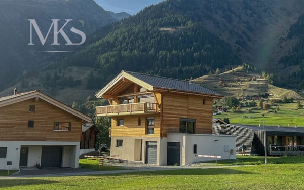 Super Einfamilienhaus in Reckingen - Wohnen, wo das Goms am schönsten ist. 3