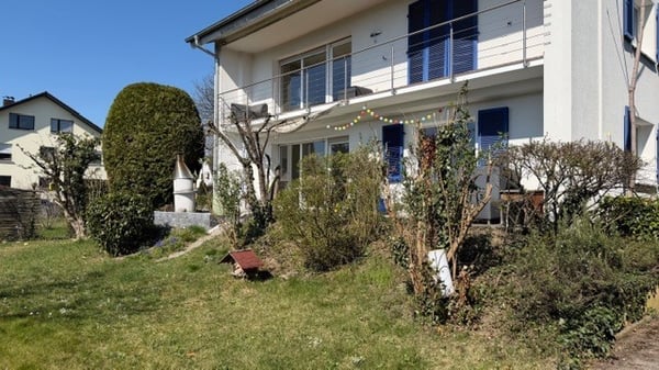 Wunderschönes Haus mit Garten und Garage 4