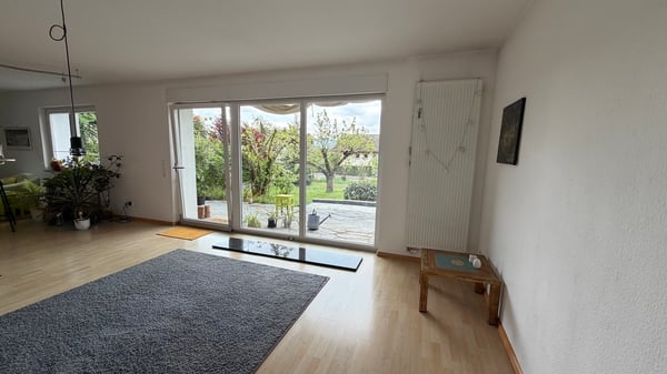 Wunderschönes Haus mit Garten und Garage 11