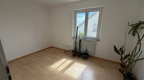 Wunderschönes Haus mit Garten und Garage 13