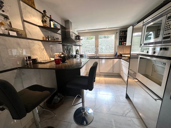 Elegante und grosszügige 6.5 Maisonette Wohnung mit Aussicht auf Basel 8