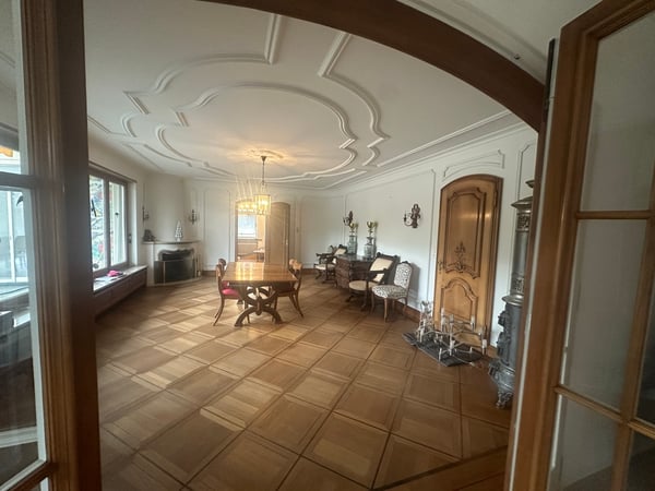 Wunderschöne Villa mit Pool auf über 4'000m2 Land 6
