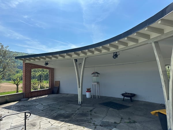 Wunderschöne Villa mit Pool auf über 4'000m2 Land 5