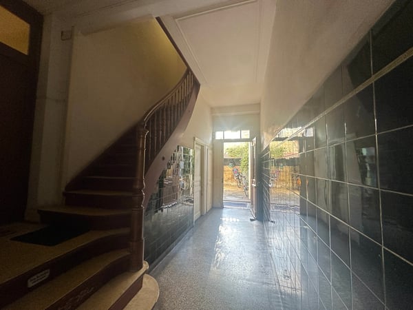 Tolles, gut erhaltenes Mehrfamilienhaus an perfekter Lage 10