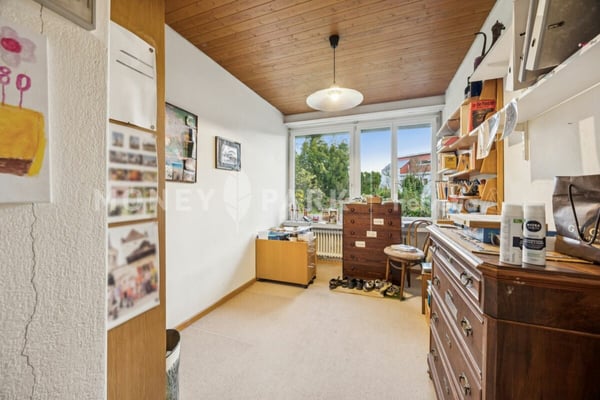 Einfamilienhaus mit grossem Garten an Traumlage 9