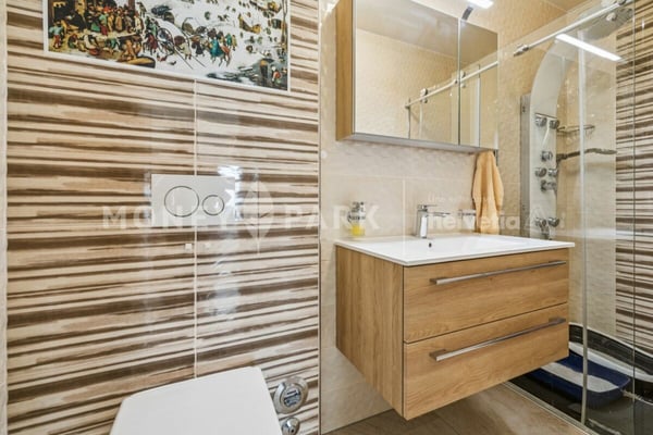 Appartement de 1.5 avec vue panoramique sur le lac et les montagnes 10