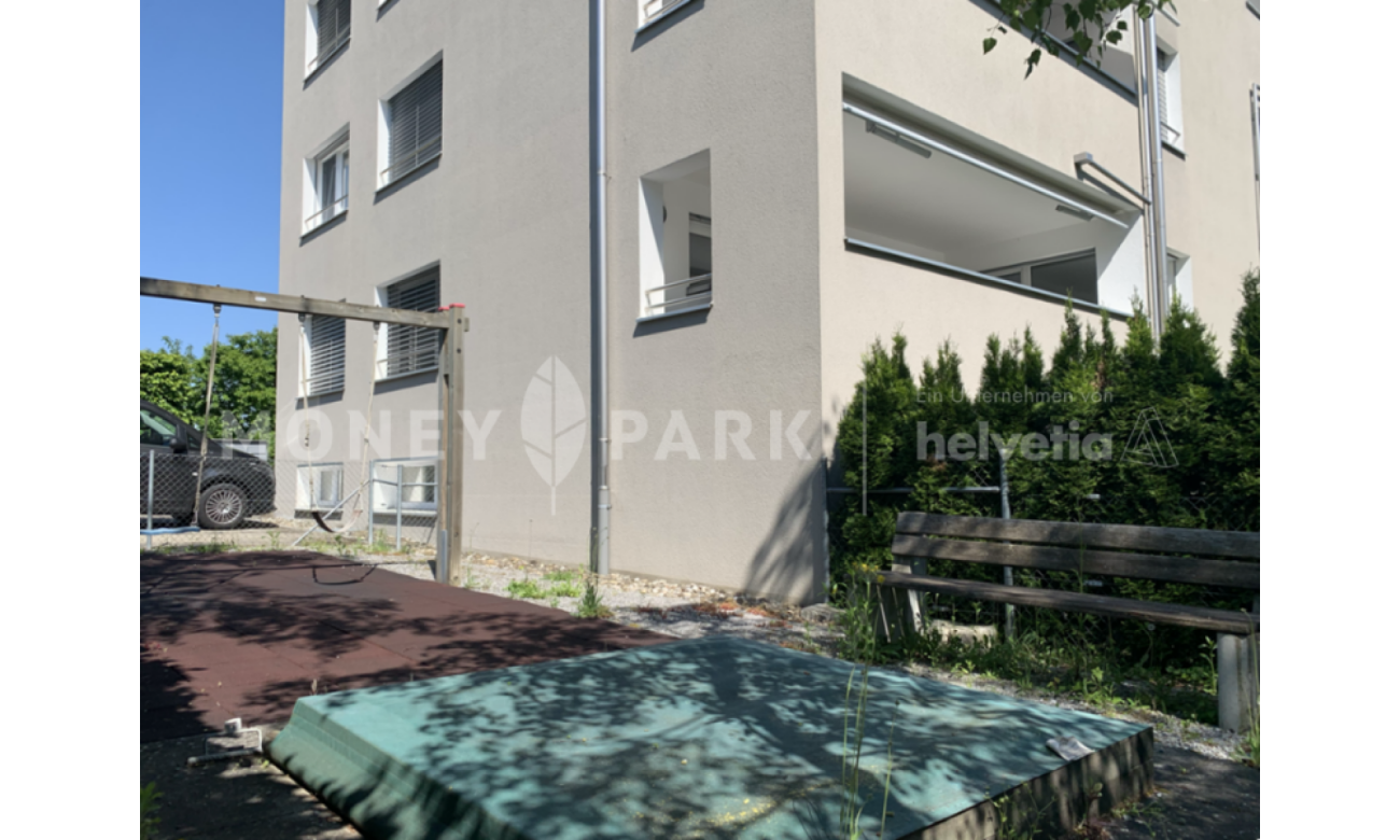 Stilvolle Maisonette-Gartenwohnung in Zürich-Seebach