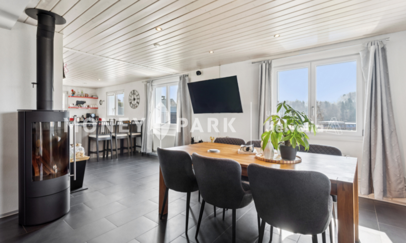 Einfamilienhaus mit Pool / Maison individuelle avec piscine