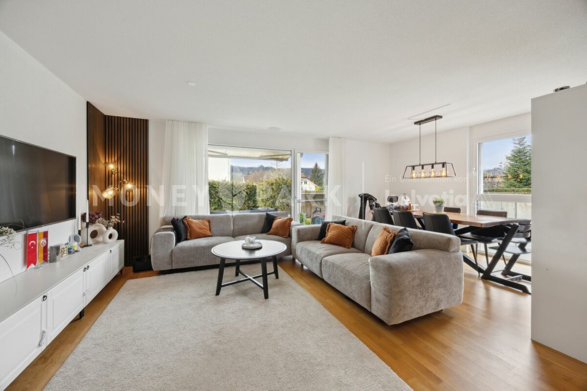 Moderne 4.5-Zimmer-Gartenwohnung ideal für Familien und Paare