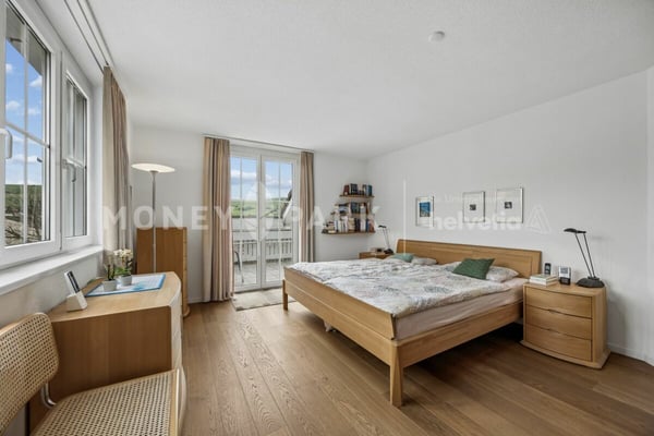 5.5-Zimmer-Doppelhaushälfte mit Garten, Terrasse und vielseitigem Raumangebot 5