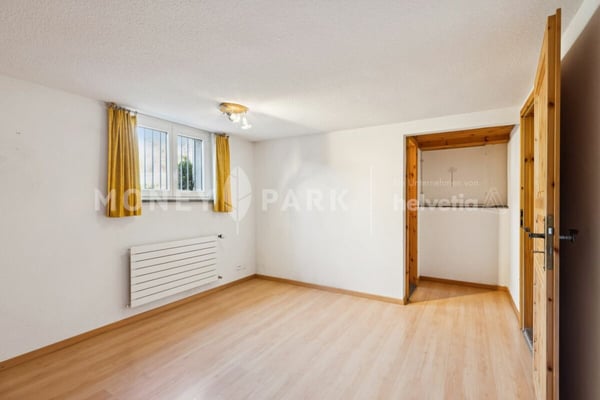 7-Zimmer-Einfamilienhaus in exklusiver Lage in Malans 9