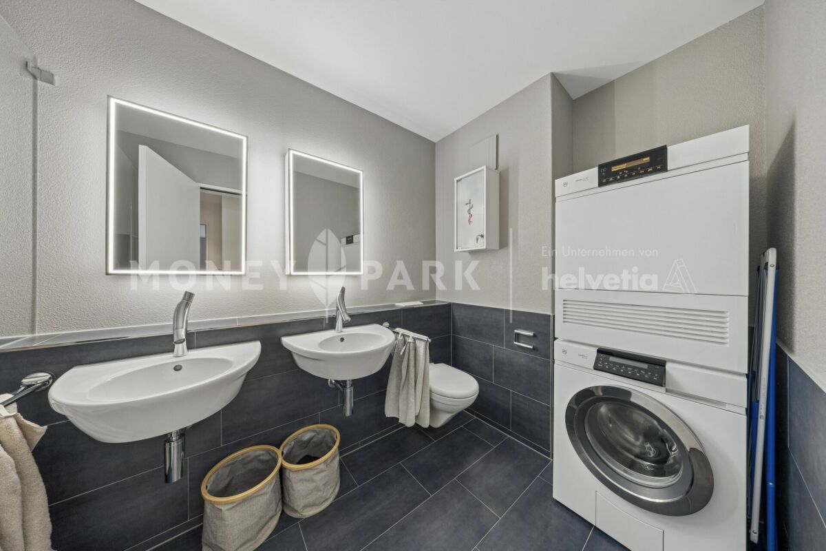 4.5-(5.5) Zimmer-Wohnung mit grossem Garten und viel Privatsphäre