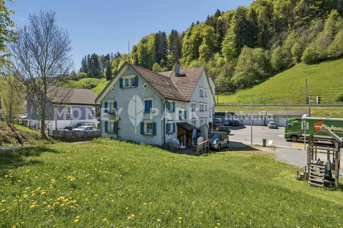Charmantes Mehrfamilienhaus mit 3 Wohneinheiten
