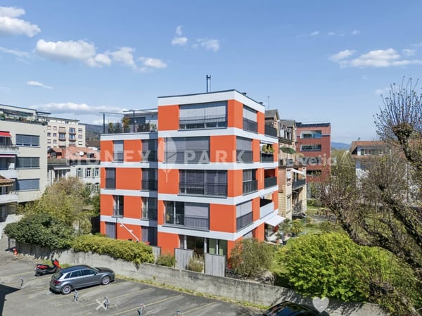 Grand appartement lumineux de 6.5-pièces 2