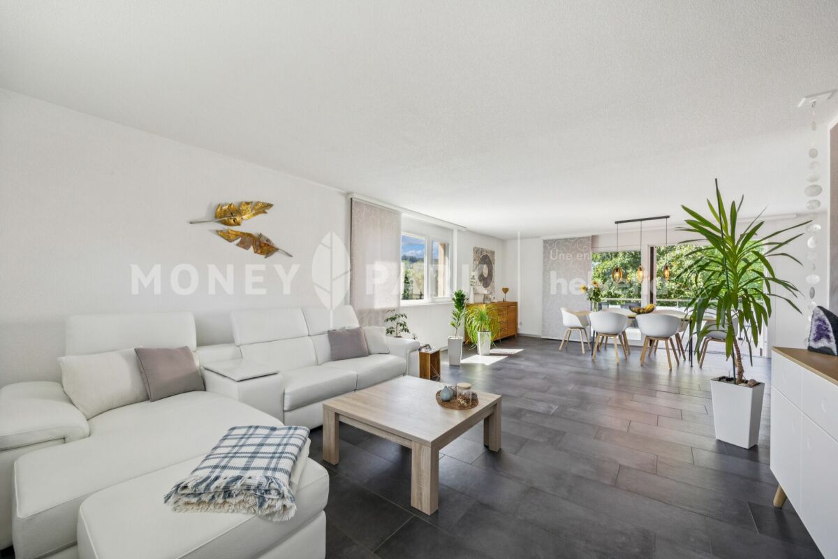 Schönes 4.5-Zimmer-Wohnung mit Balkon
