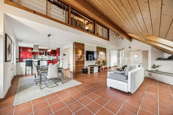 Exklusive Maisonette-Dachwohnung mit Galerie, Sauna und viel Raum zum Wohlfühlen 3
