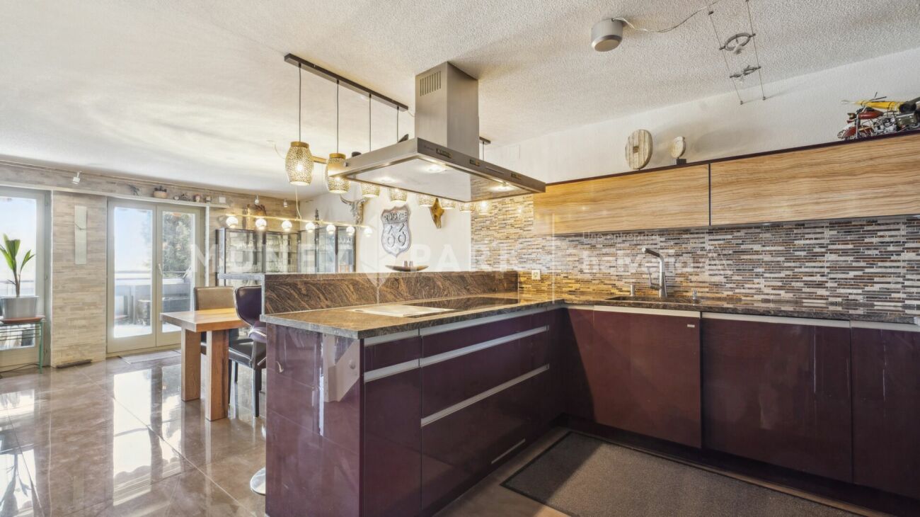 Appartement élégant avec grande terrasse