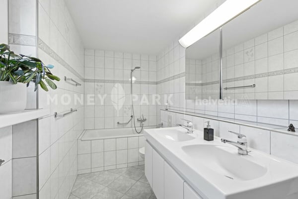 3.5-Zimmer-Wohnung mit zwei Balkonen. Stil. Grosszügigkeit. Qualität. 9