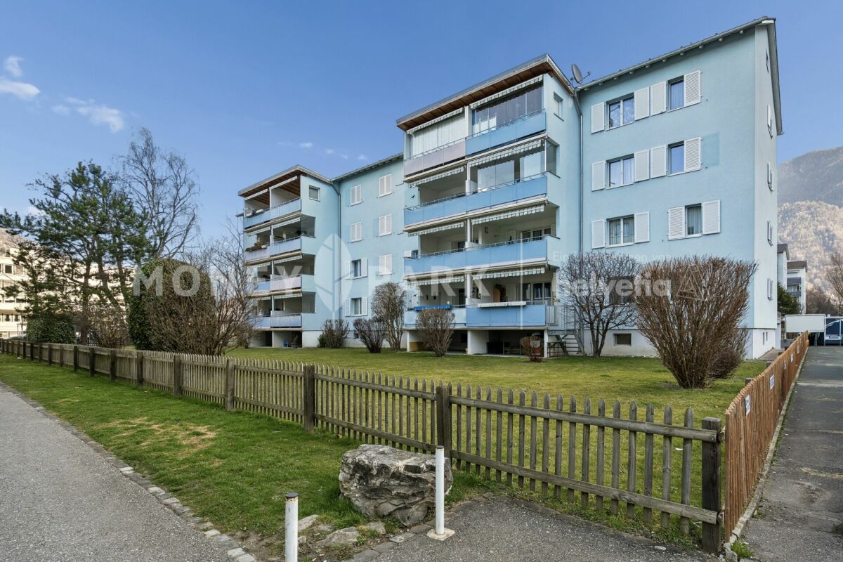 3.5 (4.5)-Zimmer-Wohnung mit zwei Balkonen. Stil. Grosszügigkeit. Qualität.