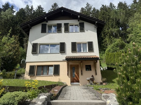 Entwicklungsgrundstück an guter Lage     mit bestehendem Einfamilienhaus 5
