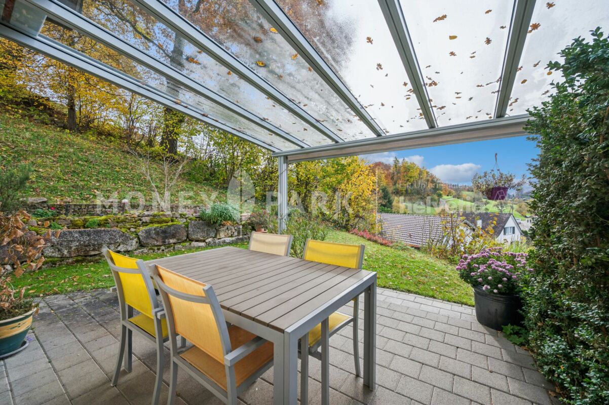 Wohlfühloase über den Dächern von Bubendorf - Ruhe, Aussicht und Privatsphäre