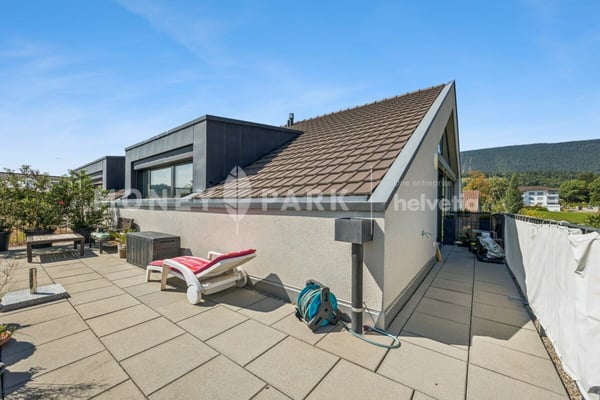 Stilvolle und moderne Attikawohnung in Lengnau / Bel appartement moderne en attique à Lengnau 10