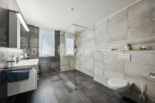 Schönes 4.5-Zimmer-Wohnung mit Balkon 9