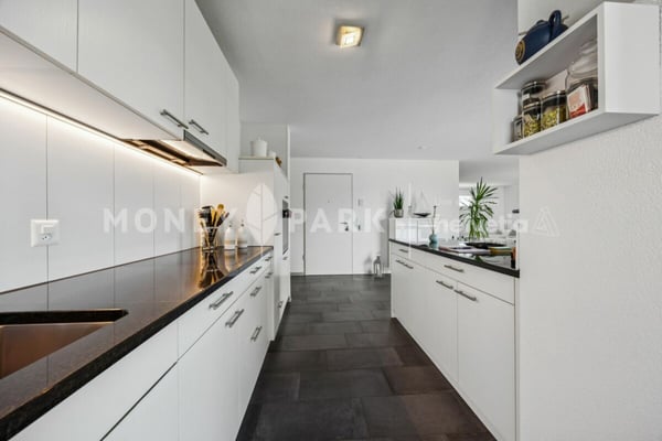 Schönes 4.5-Zimmer-Wohnung mit Balkon 5