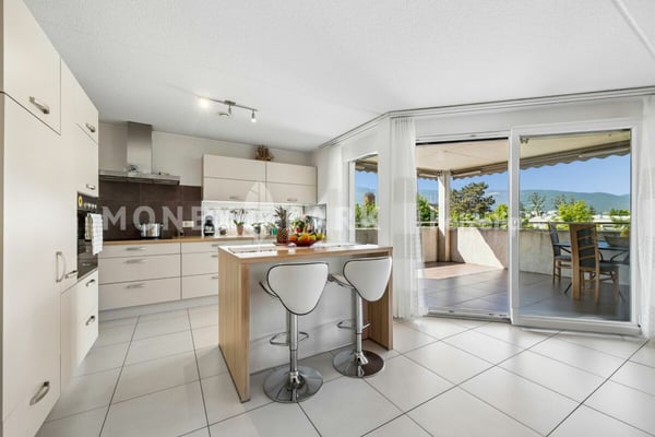 Bel appartement de 5.5 pièces à proximité de la gare 4