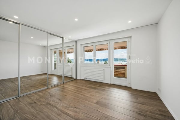 Appartement de 4.5 pièces avec balcon et vue sur le lac 5