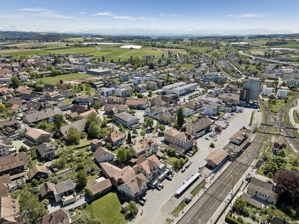 Zwei attraktive Liegenschaften im Zentrum von Kerzers 1