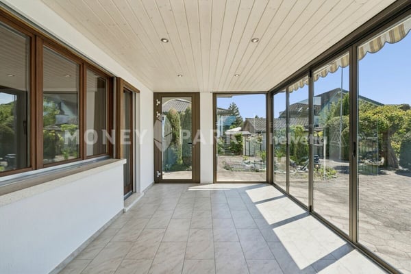 6.5-Zimmer-Einfamilienhaus in ruhiger Wohnlage mit Gartenidylle 6