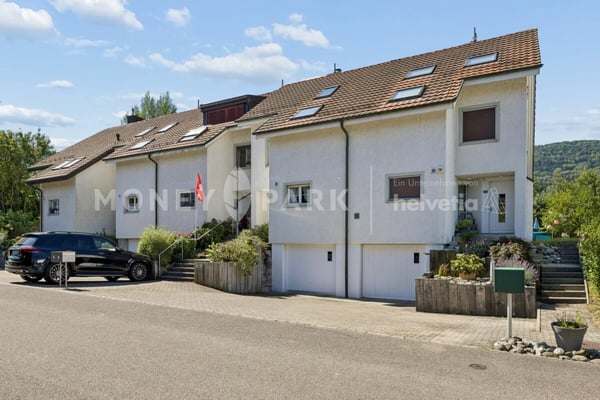 5.5-Zimmer-Reihenhaus mit Garten, Privatsphäre und Weitsicht 14