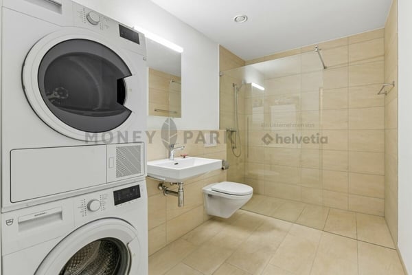 Moderne 3.5-Zimmer-Maisonette mit eigenem Garten 9