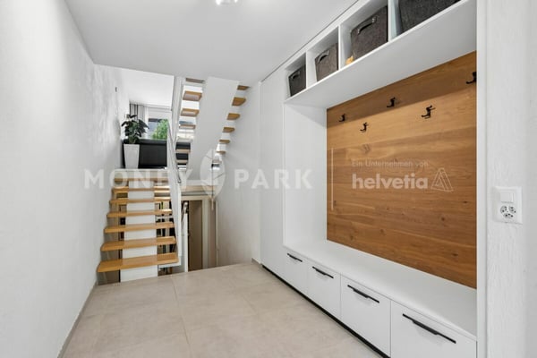 5.5-Zimmer-Reihenmittelhaus mit besonderem Wohngefühl und Garten 4