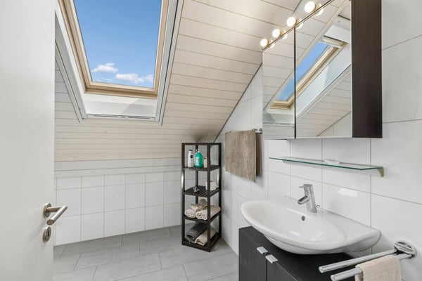 Familienfreundliches 6-Zimmer-Einfamilienhaus mit Garten 26