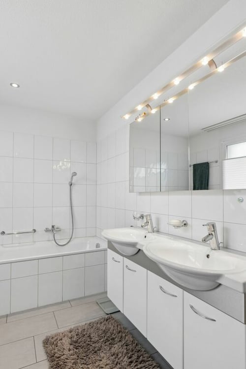 Familienfreundliches 6-Zimmer-Einfamilienhaus mit Garten 19