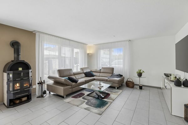 Familienfreundliches 6-Zimmer-Einfamilienhaus mit Garten 9