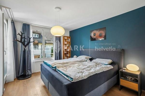 charmante 2.5-Zimmer-Wohnung mit zwei Balkonen 5